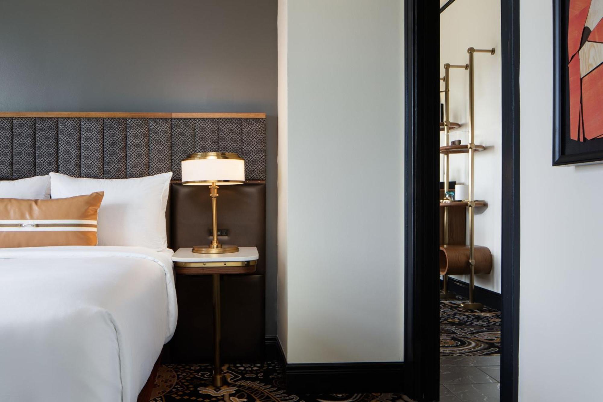 The Lasalle Hotel, Bryan College Station, A Tribute Portfolio Hotel ภายนอก รูปภาพ
