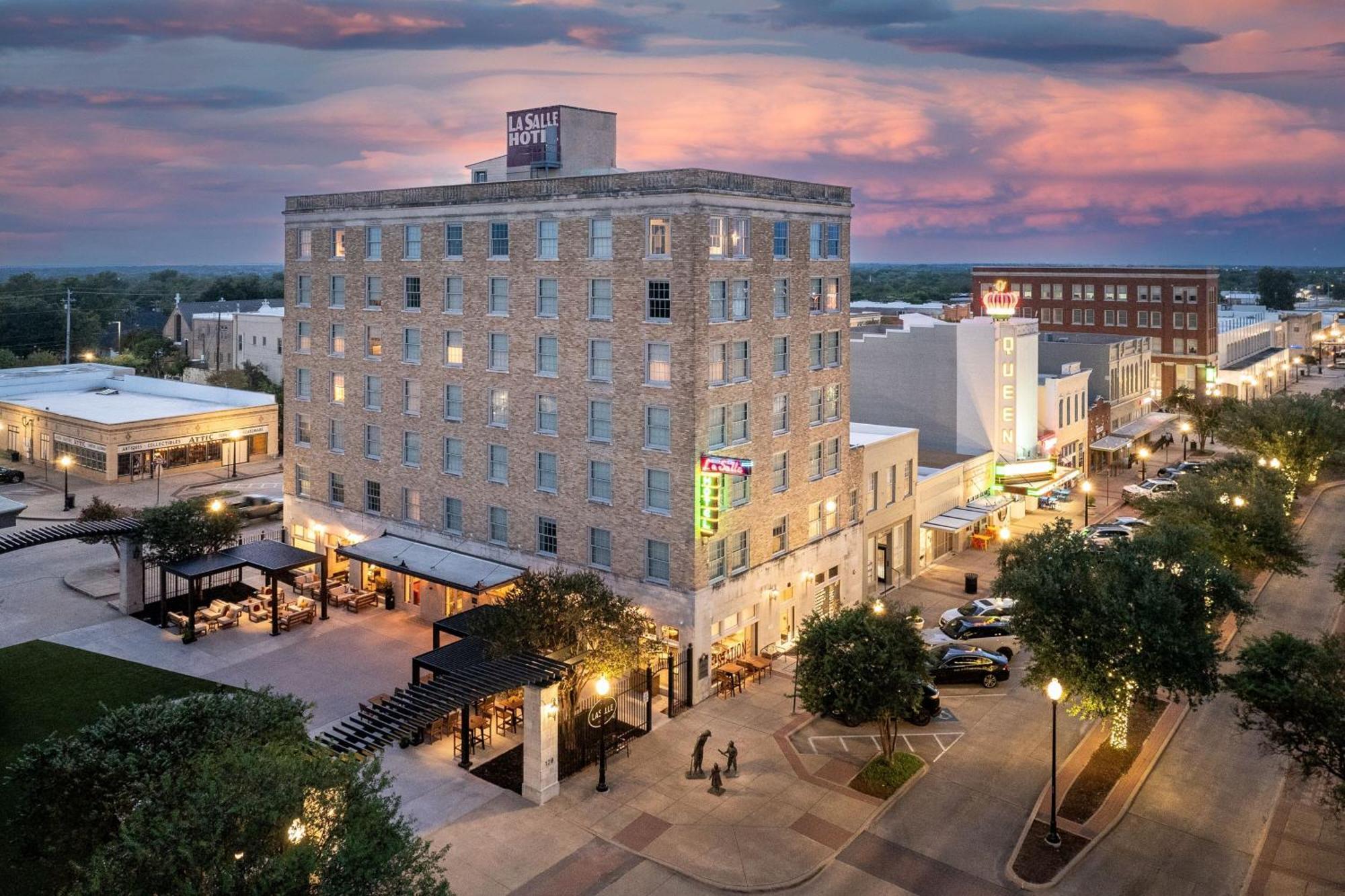 The Lasalle Hotel, Bryan College Station, A Tribute Portfolio Hotel ภายนอก รูปภาพ